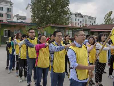 团建破冰开场小游戏｜拓展培训活跃气氛小游戏