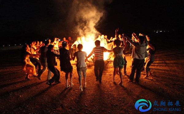篝火晚会